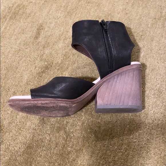 Coclico Black Leather Block Heel 39.5 - Picture 3 of 6